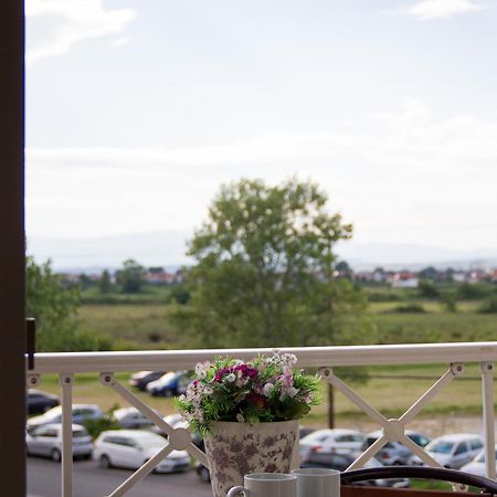 Hotel Rodon Paralía 外观 照片