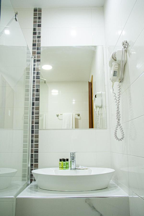 Hotel Rodon Paralía 外观 照片
