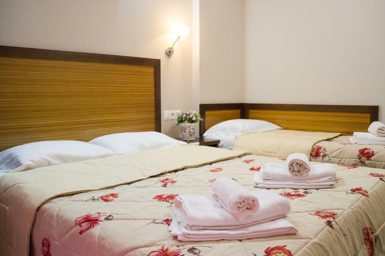 Hotel Rodon Paralía 外观 照片