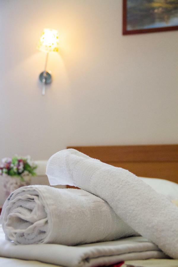 Hotel Rodon Paralía 外观 照片